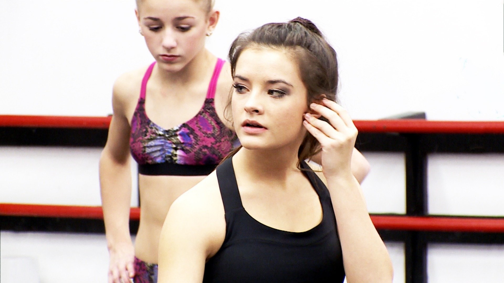 dance moms clash of the chloes